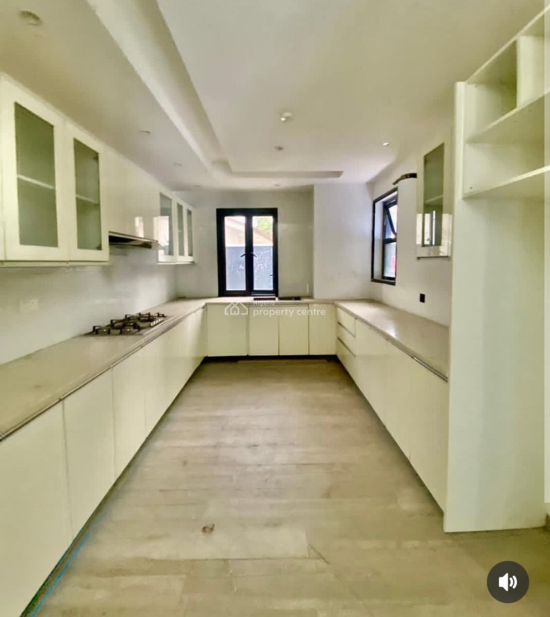 5 Bedroom Maisonette with Bq, Old Ikoyi, Ikoyi, Lagos, Flat / Apartment for Sale