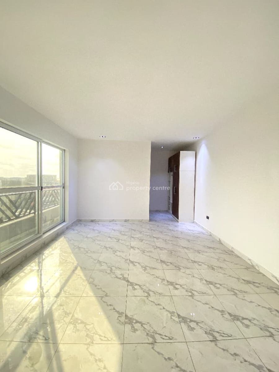 Lovely 2 Bedroom  Apartment with Swimming Pool in a Secure Estate, Ikate, Lekki, Lagos, Flat / Apartment for Rent