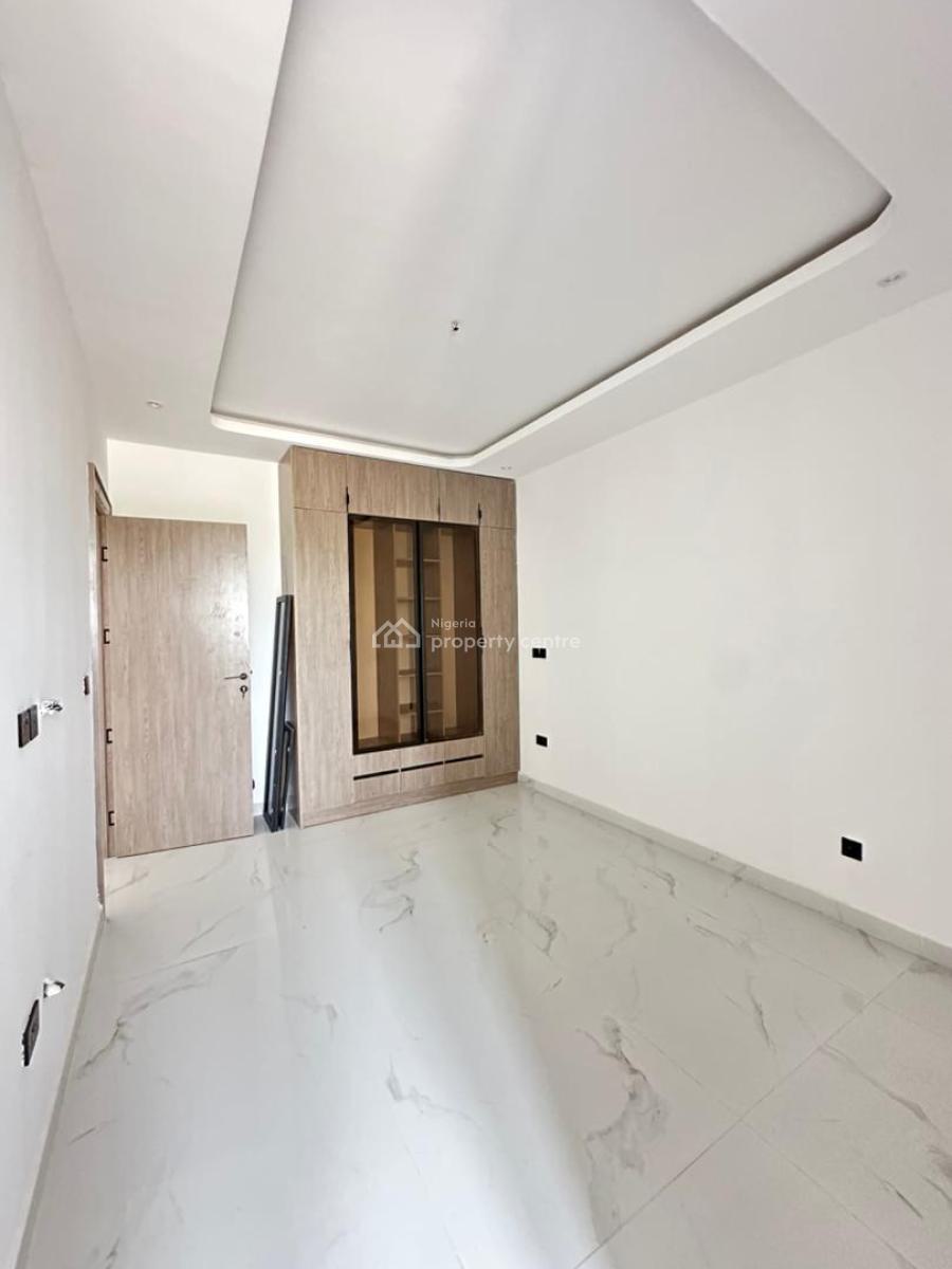 Luxuriously Finished 2 Bedroom Apartment in a Secure Estate, Lekki Phase 1, Lekki, Lagos, Flat / Apartment for Sale