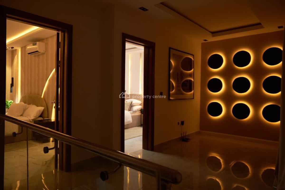 Luxury 2 Bedroom Apartment, Lekki Phase 1, Lekki, Lagos, Flat / Apartment Short Let