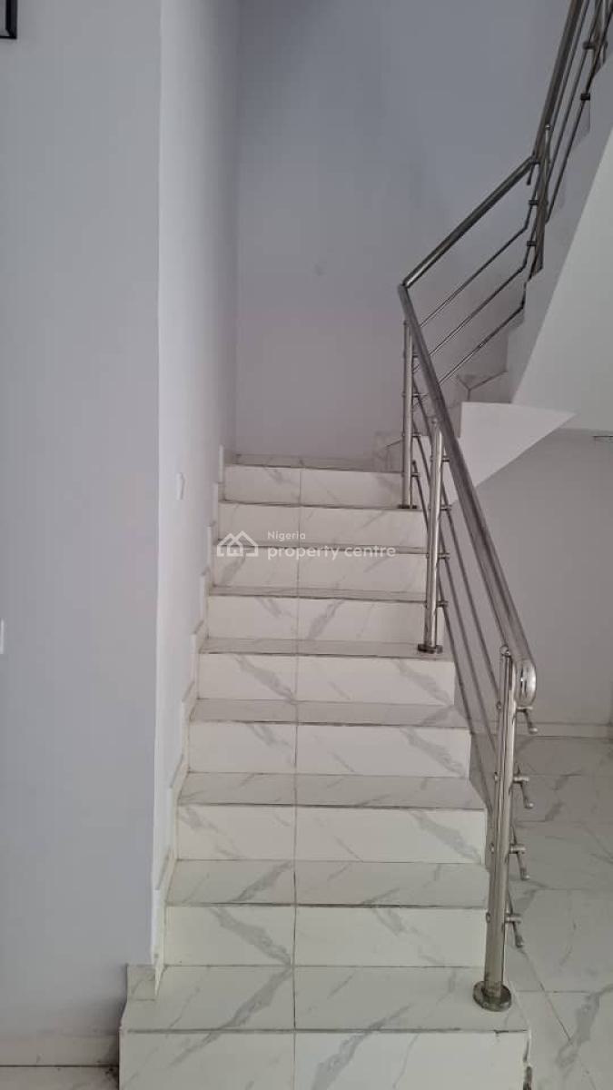 5 Bedrooms Serviced Terraced Duplex, Waterfront, Off Admiralty Road, Lekki Phase 1, Lekki, Lagos, Terraced Duplex for Rent