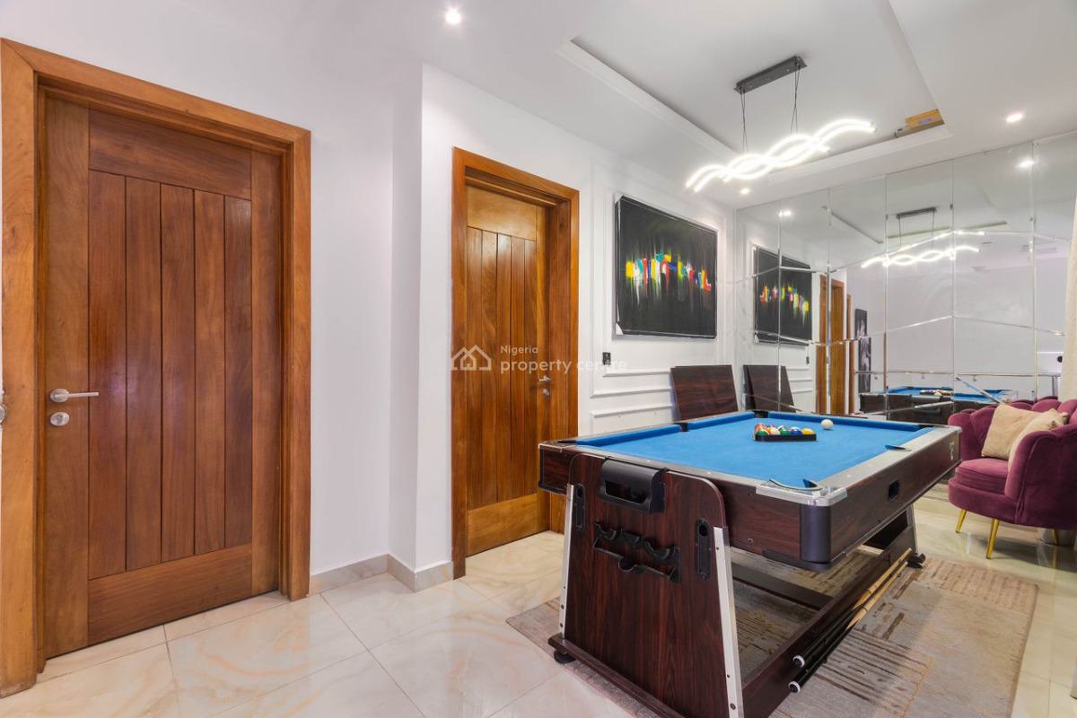 Luxury 2 Bedroom Apartment, Lekki Phase 1, Lekki, Lagos, Flat / Apartment Short Let