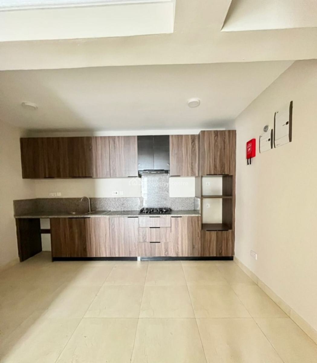 Brand New and Serviced 2 Bedroom En-suite Flat with Fitted Open Kitche, Before Chevron Drive 2nd Toll Gate Axis, Osapa, Lekki, Lagos, Flat / Apartment for Rent