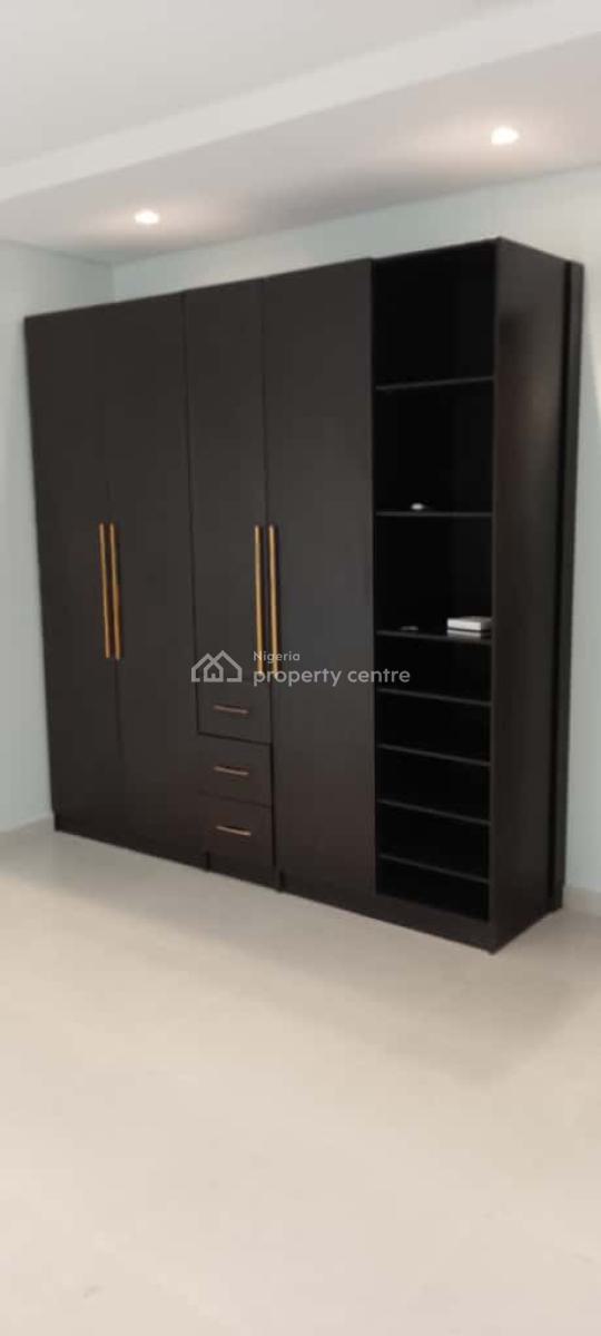 4 Bedroom Apartment, Banana Island, Ikoyi, Lagos, Flat / Apartment for Sale