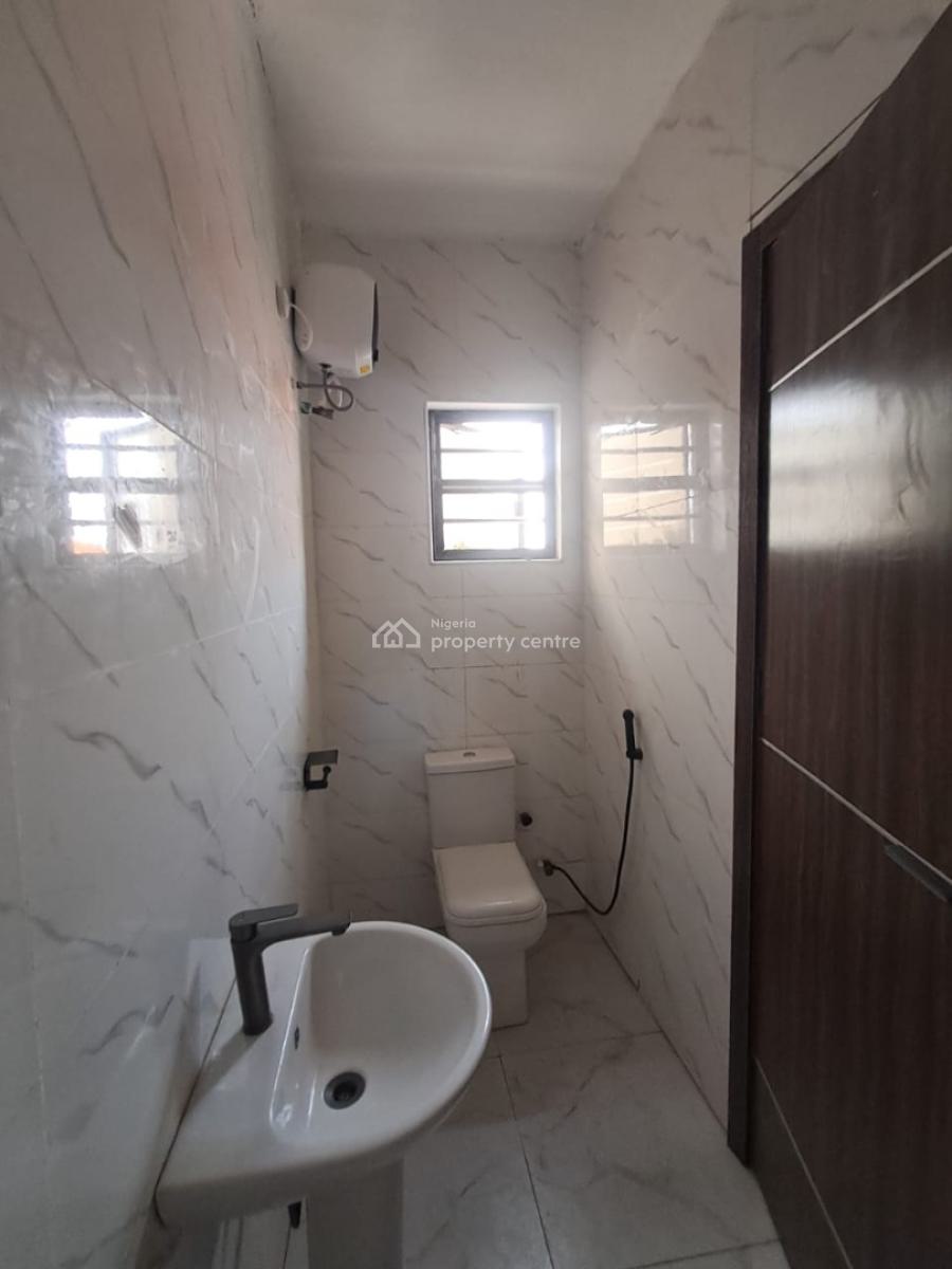 Luxurious 2-bedroom Flat, Igbo-efon, Lekki, Lagos, Flat / Apartment for Sale