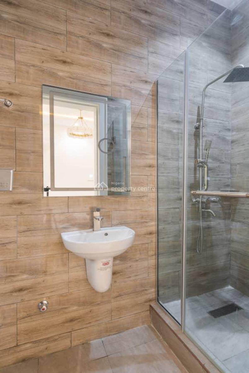 Luxury 2 Bedroom Apartment, Off Admiralty, Lekki, Lagos, Flat / Apartment for Rent