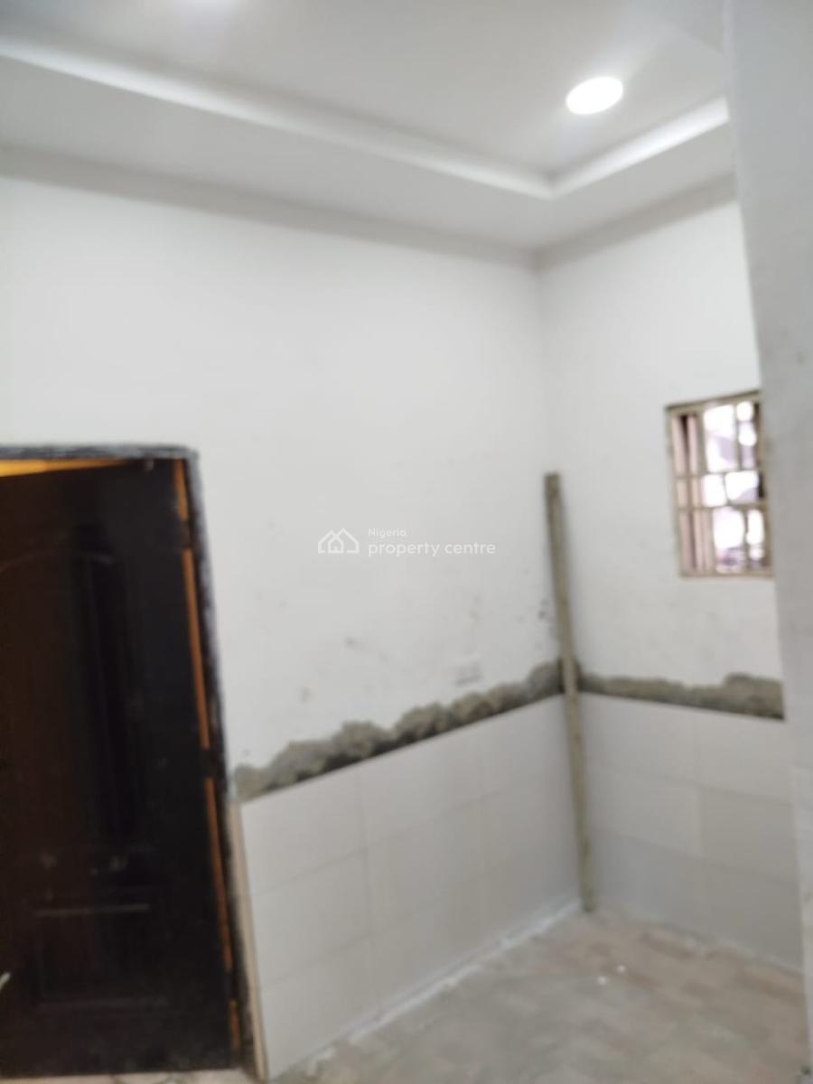 Beautiful Pop Standard 1 Bedroom Flat Finished with Quality, Stadium Road, Rumuomasi, Port Harcourt, Rivers, Flat / Apartment for Rent