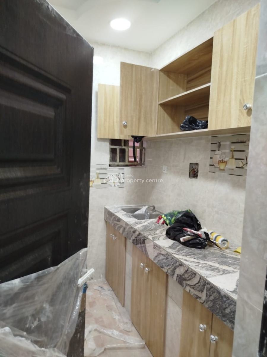 Beautiful Pop Standard 1 Bedroom Flat Finished with Quality, Stadium Road, Rumuomasi, Port Harcourt, Rivers, Flat / Apartment for Rent