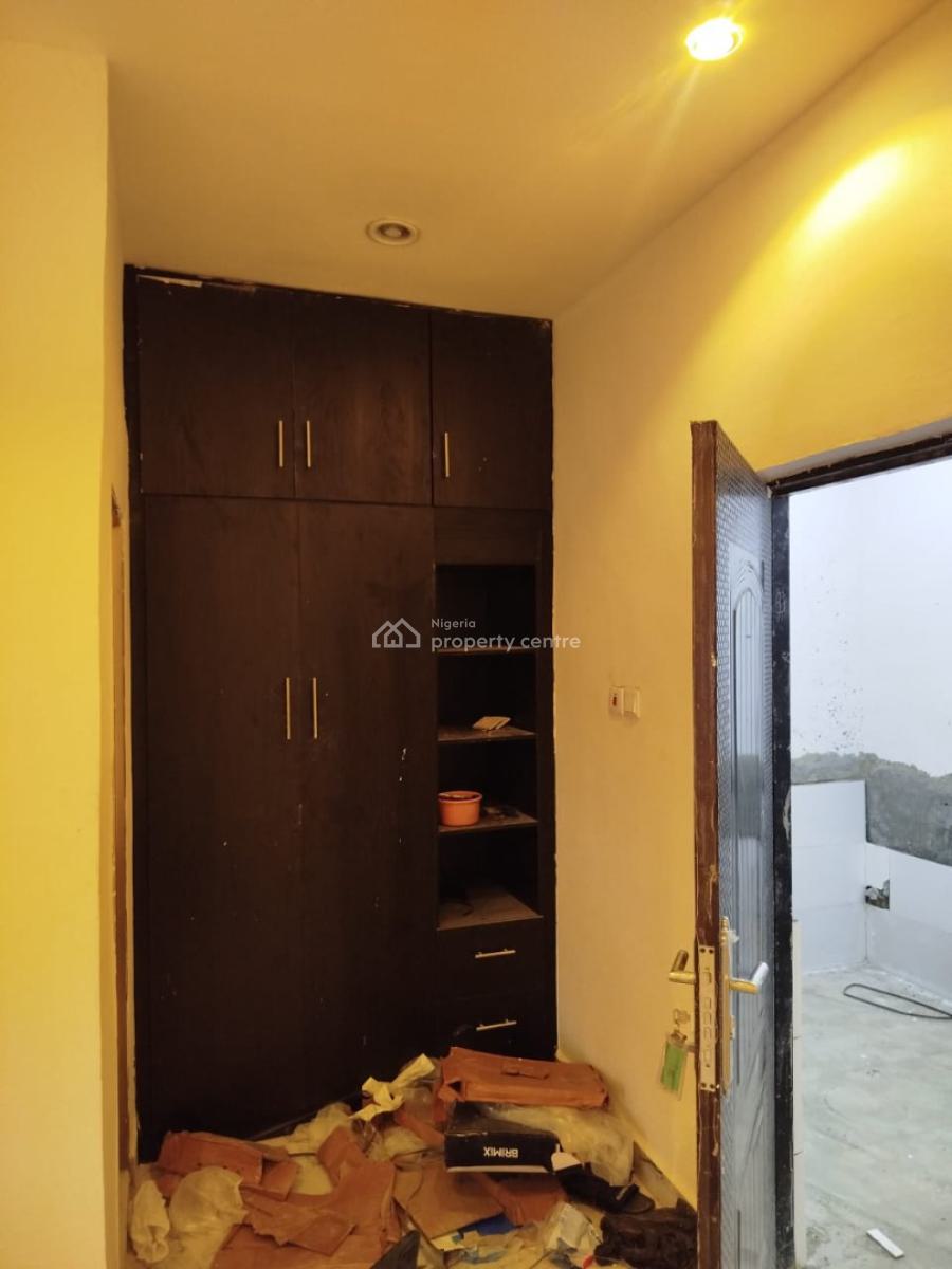 Beautiful Pop Standard 1 Bedroom Flat Finished with Quality, Stadium Road, Rumuomasi, Port Harcourt, Rivers, Flat / Apartment for Rent