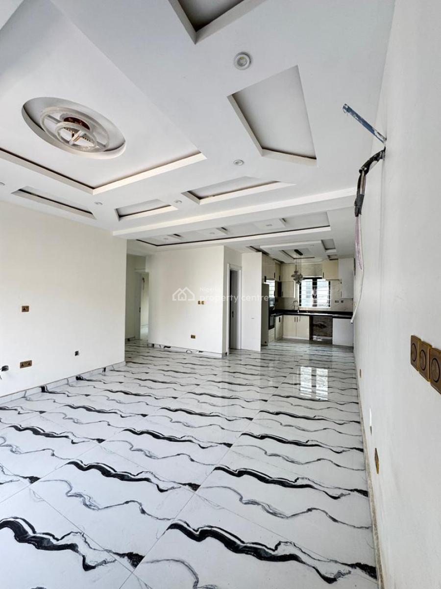 2 Bedroom Apartment with Elevator, Lekki Phase 1, Lekki, Lagos, Flat / Apartment for Sale