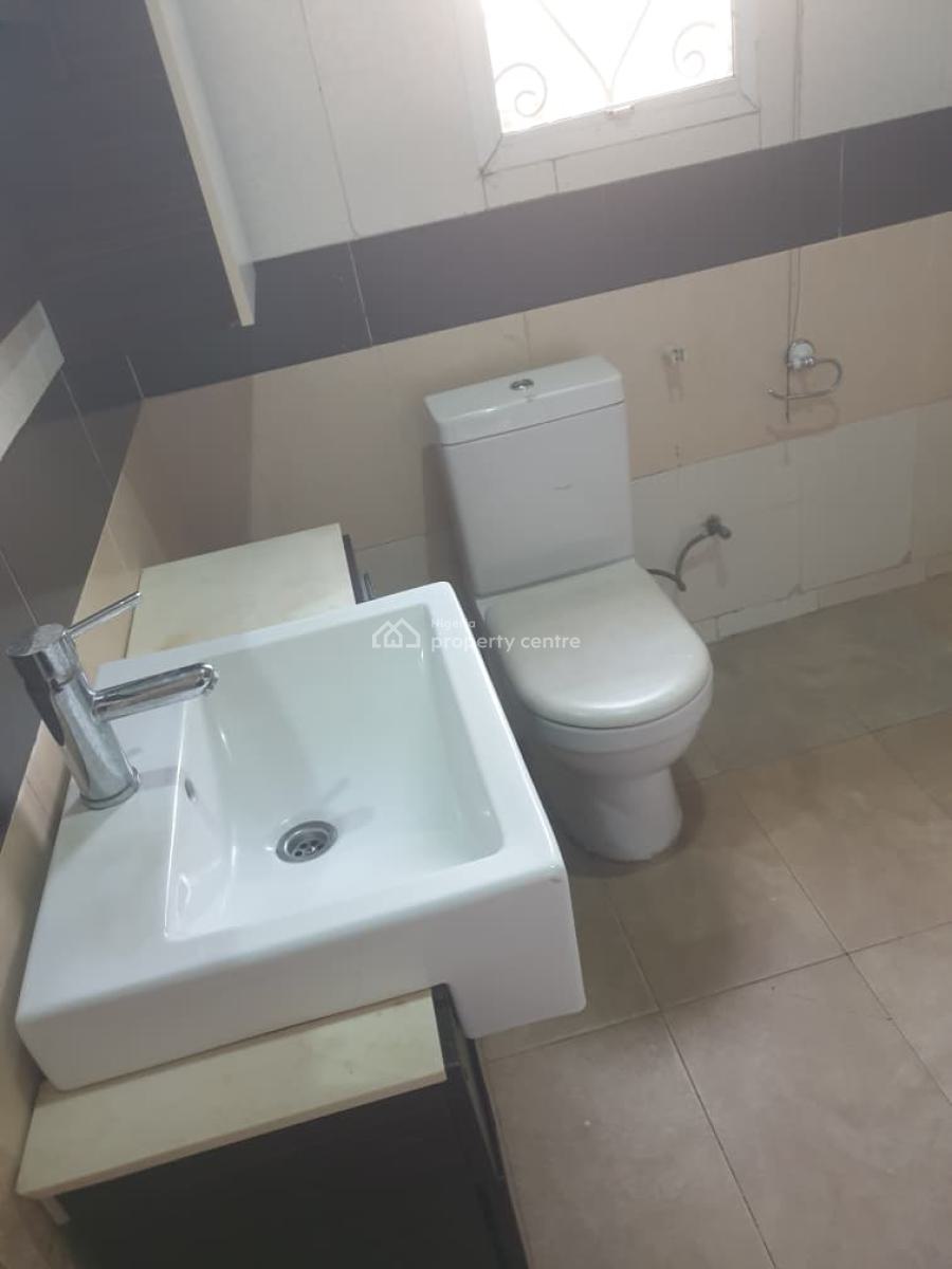 2 Bedroom Duplex, Gra Phase 2, Magodo, Lagos, Semi-detached Duplex for Rent