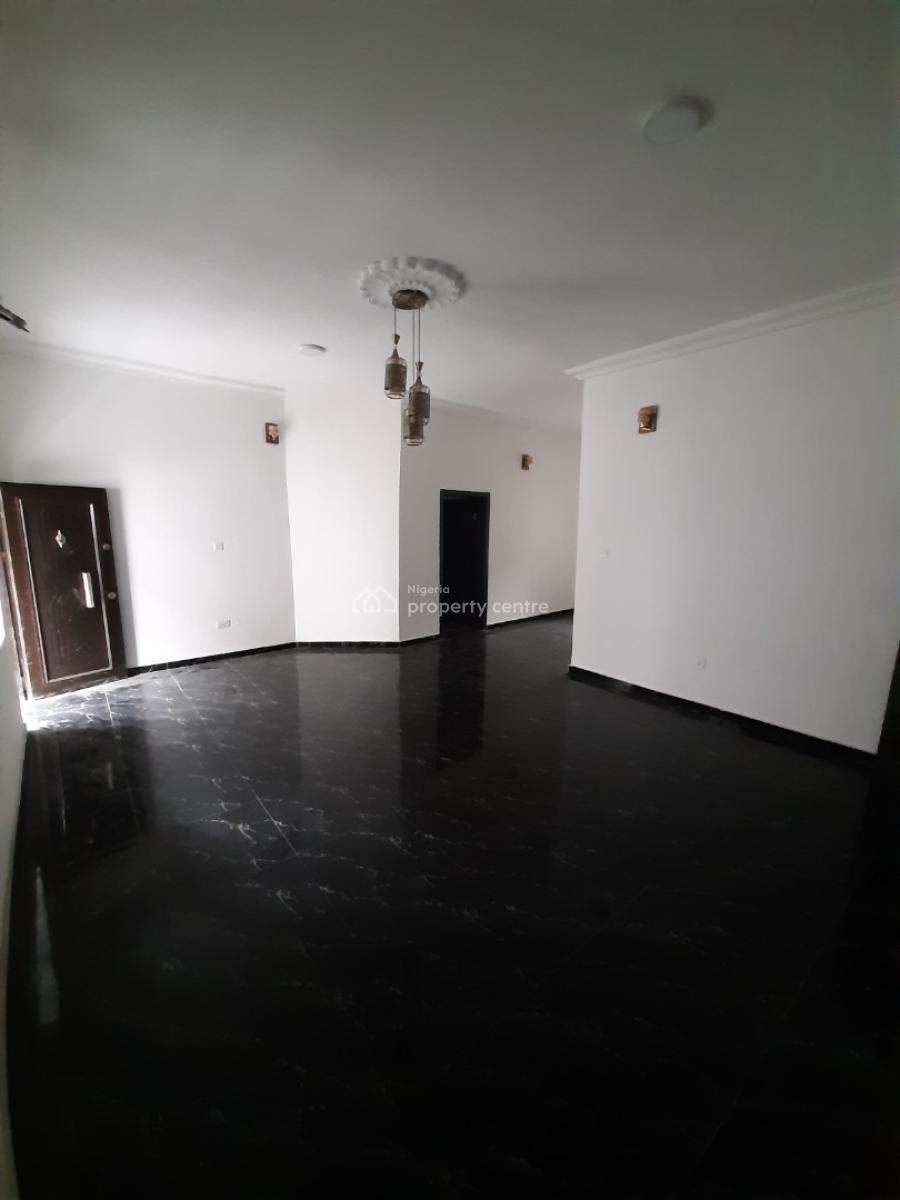 Its a Self-serviced Come with Your Own Generator 3 Bedroom En-suite, Before Chevron Drive 2nd Toll Axis, Osapa, Lekki, Lagos, Flat / Apartment for Rent