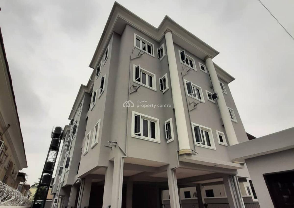 Its a Self-serviced Come with Your Own Generator 3 Bedroom En-suite, Before Chevron Drive 2nd Toll Axis, Osapa, Lekki, Lagos, Flat / Apartment for Rent