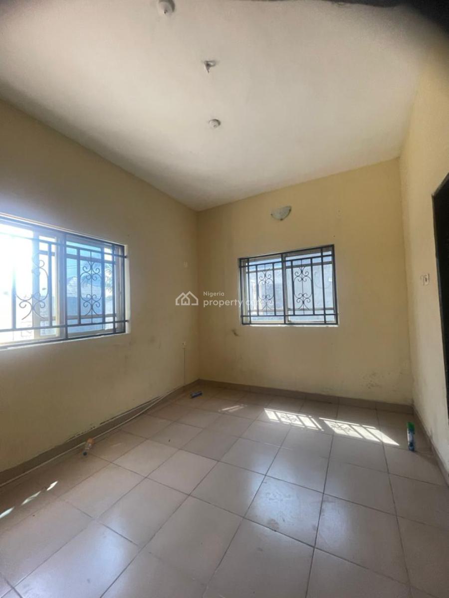 Beautiful 1 Bedroom Flat with Constant Light, Elisha Avenue Farm Road 2 Off G U Akeh Road, Eliozu, Port Harcourt, Rivers, Flat / Apartment for Rent