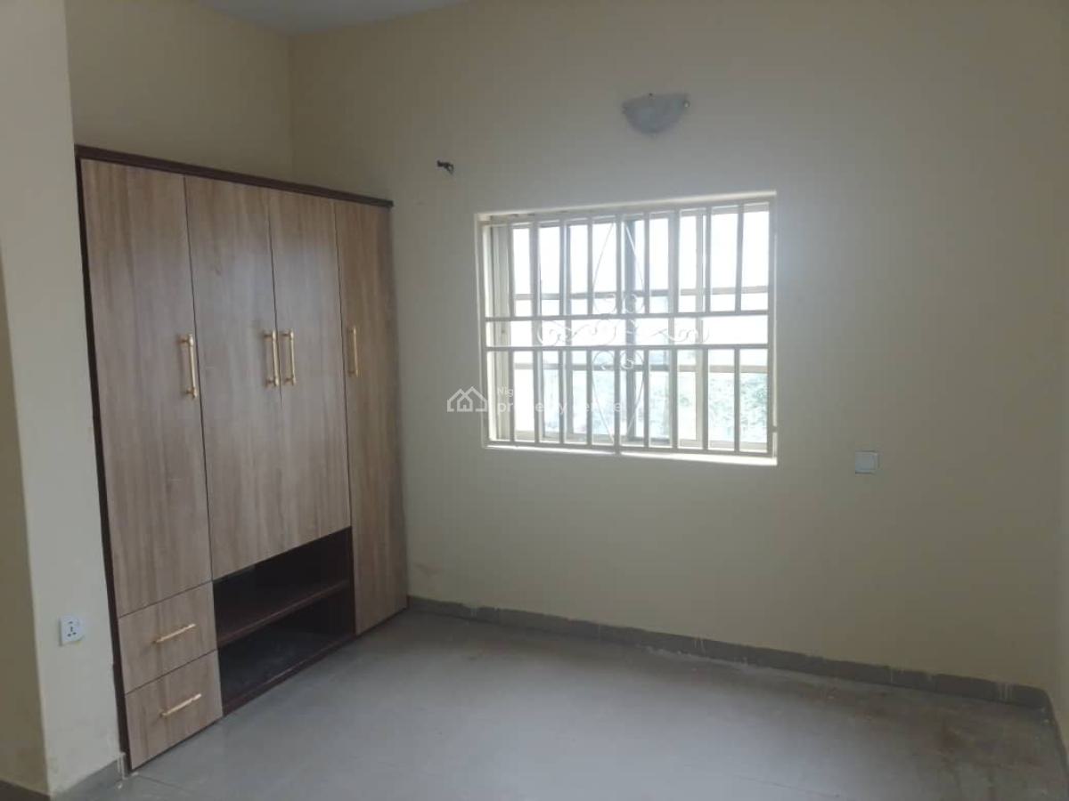 Beautiful 1 Bedroom Flat with Constant Light, Elisha Avenue Farm Road 2 Off G U Akeh Road, Eliozu, Port Harcourt, Rivers, Flat / Apartment for Rent