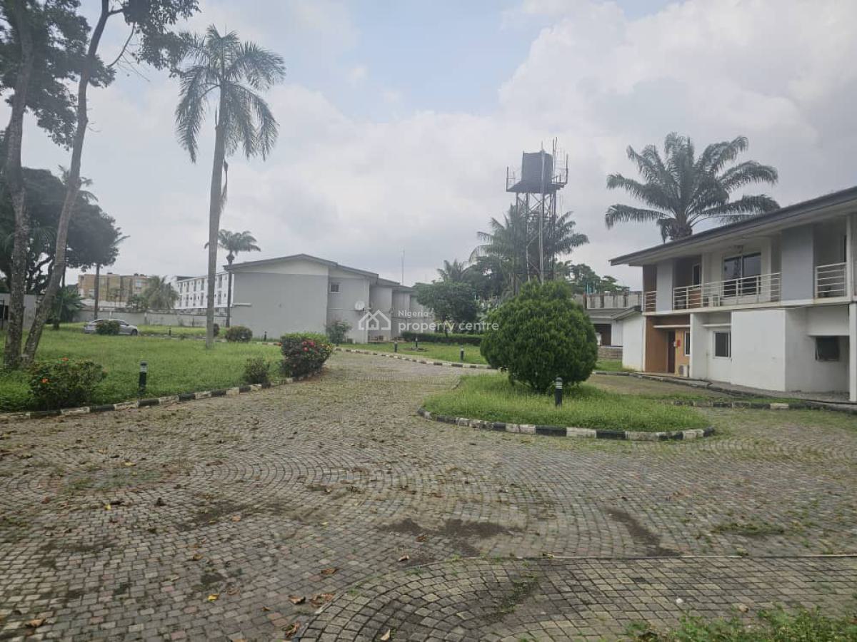 Bedroom Terraces, Ikeja, Lagos, Commercial Property for Rent