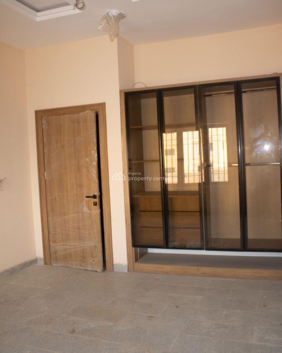 Luxury 5 Units Terraces, Guzape District, Abuja, Terraced Duplex for Sale