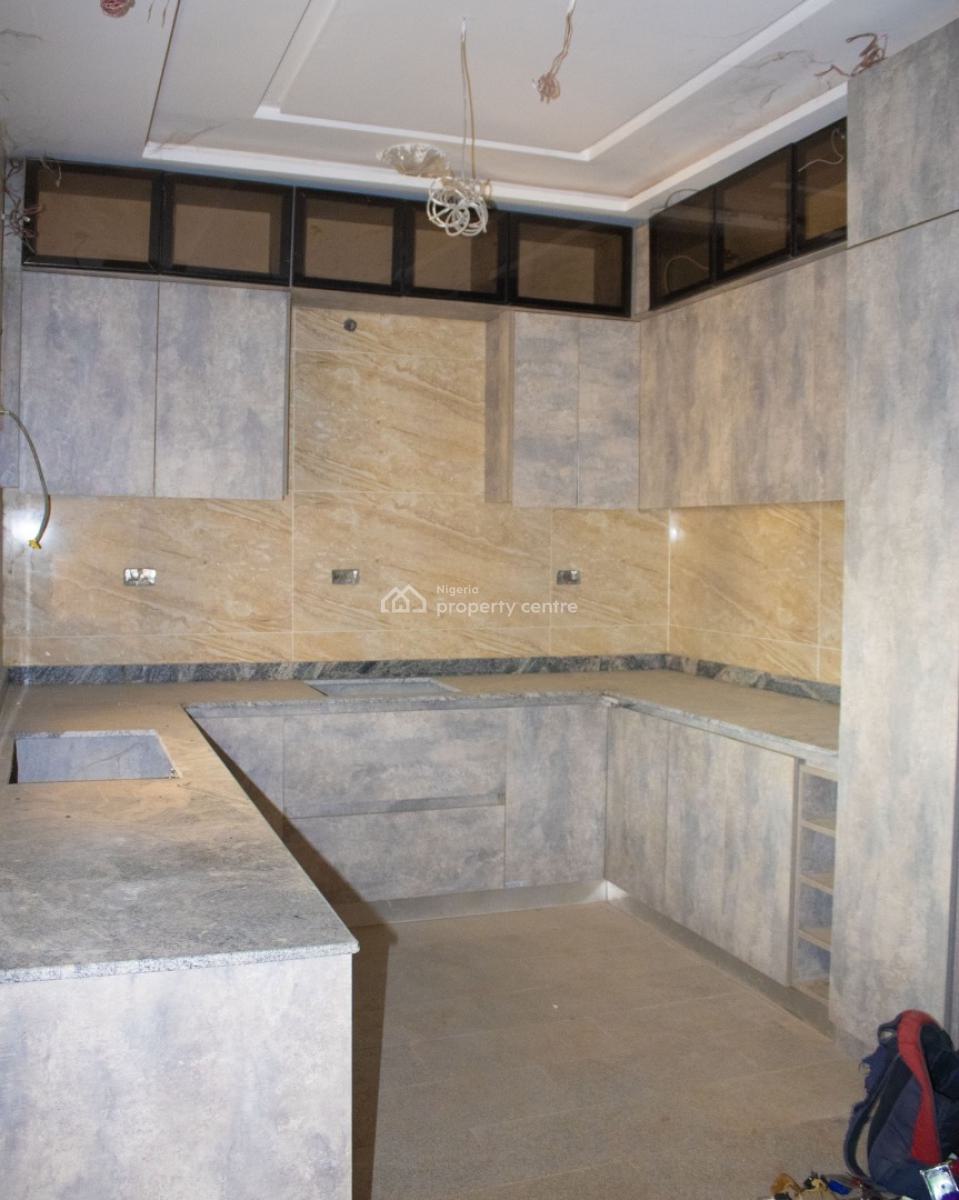 Luxury 5 Units Terraces, Guzape District, Abuja, Terraced Duplex for Sale