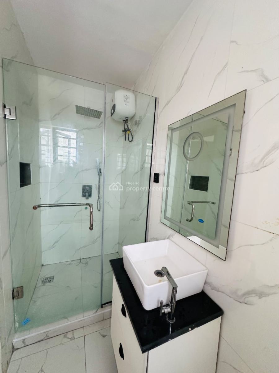 Newly Built 2 Bedroom Penthouse, Ologolo, Lekki, Lagos, Flat / Apartment for Sale