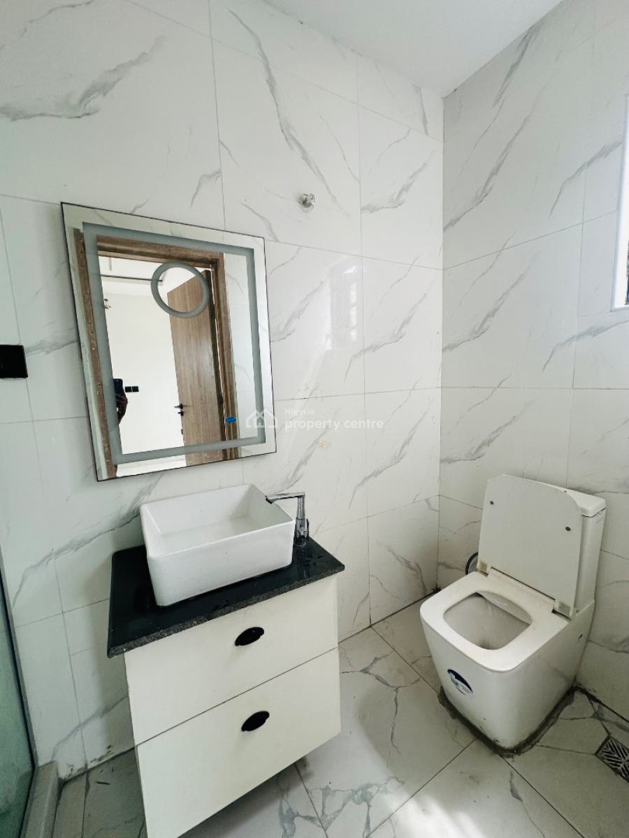 Newly Built 2 Bedroom Penthouse, Ologolo, Lekki, Lagos, Flat / Apartment for Sale