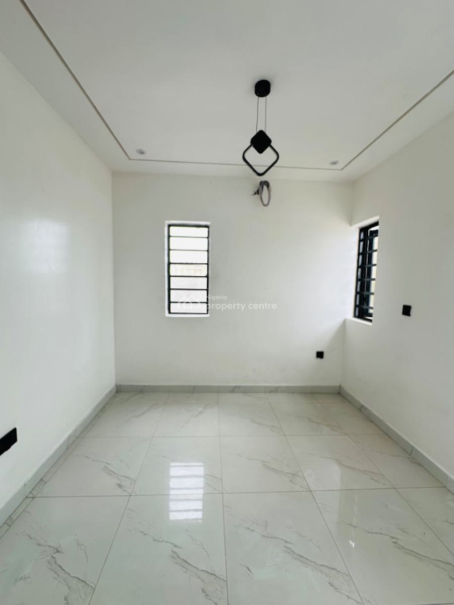 Newly Built 2 Bedroom Penthouse, Ologolo, Lekki, Lagos, Flat / Apartment for Sale