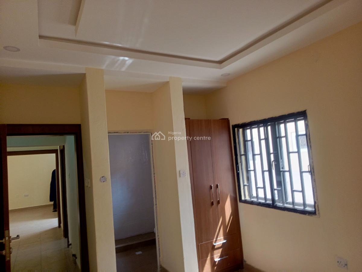 Newly Renovated Standard 2 Bedrooms Bungalows Bq, Off 3rd Avenue, Gwarinpa, Abuja, Flat / Apartment for Rent