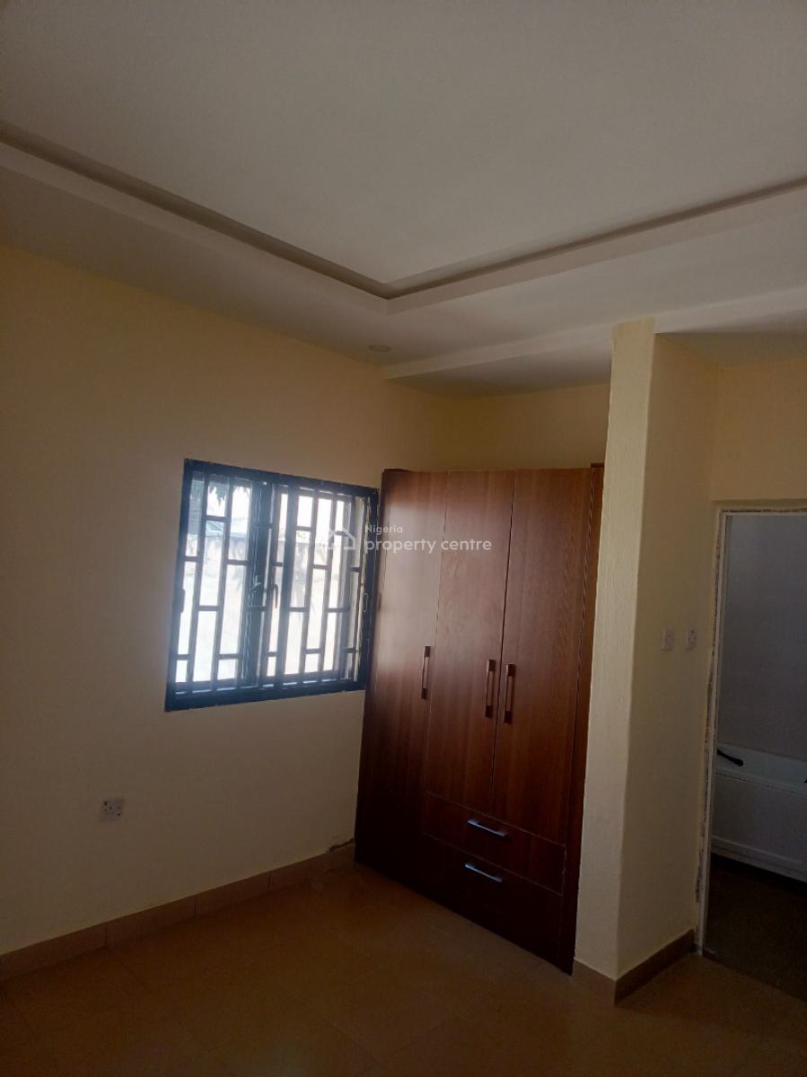 Newly Renovated Standard 2 Bedrooms Bungalows Bq, Off 3rd Avenue, Gwarinpa, Abuja, Flat / Apartment for Rent
