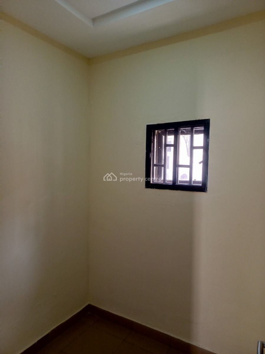 Newly Renovated Standard 2 Bedrooms Bungalows Bq, Off 3rd Avenue, Gwarinpa, Abuja, Flat / Apartment for Rent