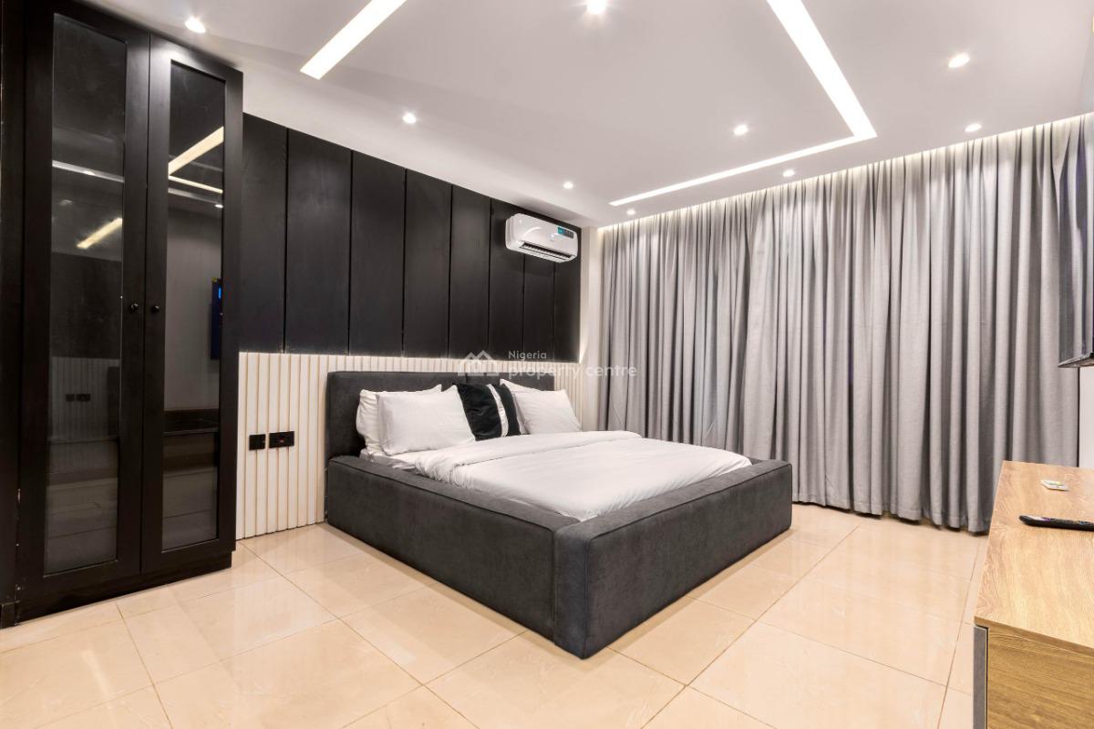 Luxury 3 Bedroom Apartment, Lekki Phase 1, Lekki, Lagos, Flat / Apartment Short Let