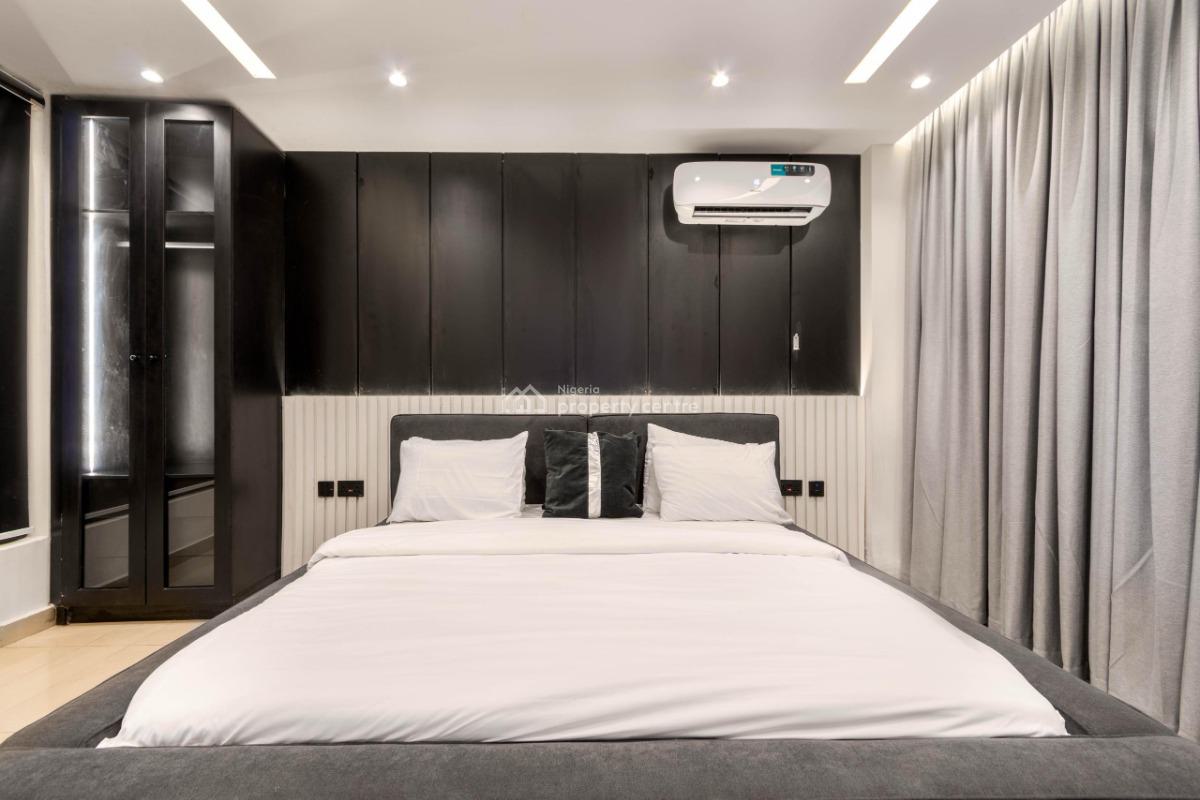 Luxury 3 Bedroom Apartment, Lekki Phase 1, Lekki, Lagos, Flat / Apartment Short Let
