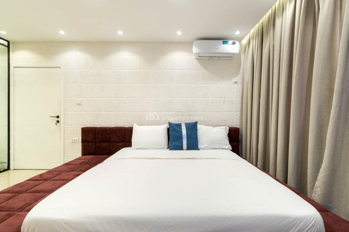 Luxury 3 Bedroom Apartment, Lekki Phase 1, Lekki, Lagos, Flat / Apartment Short Let