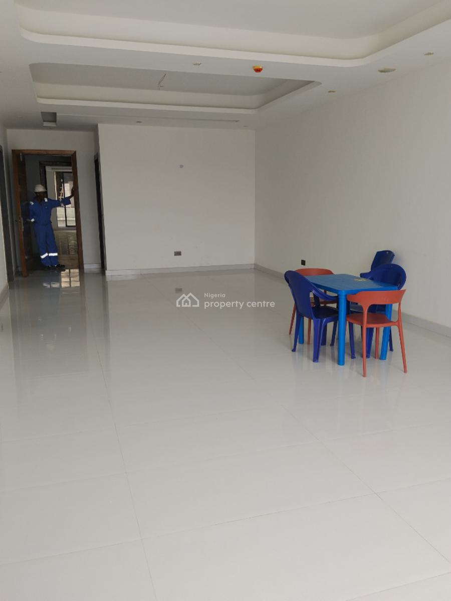 2bedroom, Off Freedom Way, Lekki Phase 1, Lekki, Lagos, Flat / Apartment for Sale