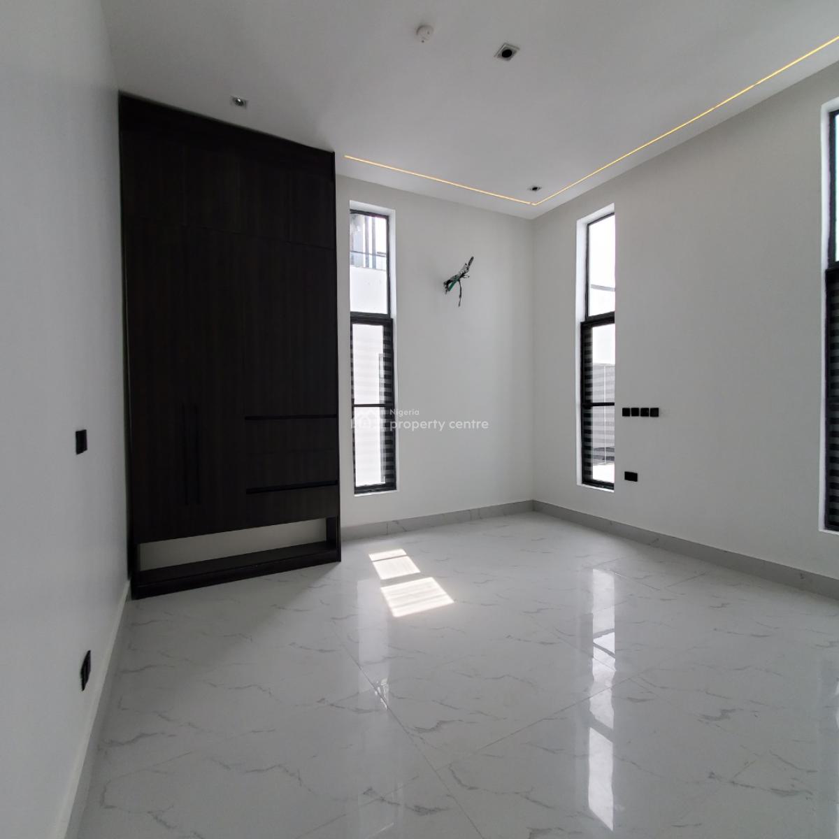 Excellent 5bedroom Duplex with a Pool,bq, Ikota, Lekki, Lagos, House for Sale