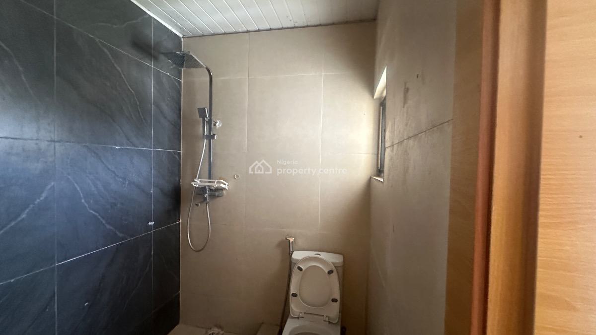 4 Bedroom Bungalow in a Serene & Serviced Gated Estate, Northern Foreshore Estate, Chevron Drive, Lekki, Lagos, Detached Bungalow for Rent