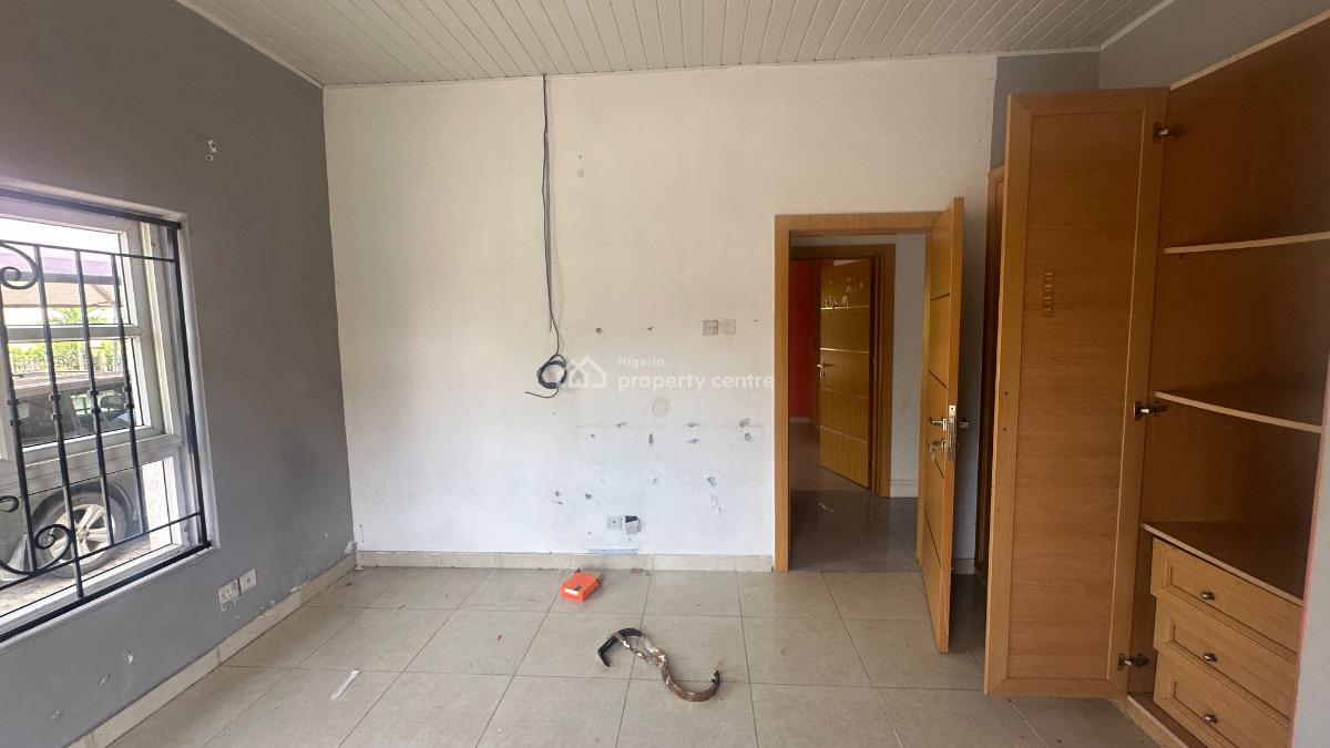 4 Bedroom Bungalow in a Serene & Serviced Gated Estate, Northern Foreshore Estate, Chevron Drive, Lekki, Lagos, Detached Bungalow for Rent