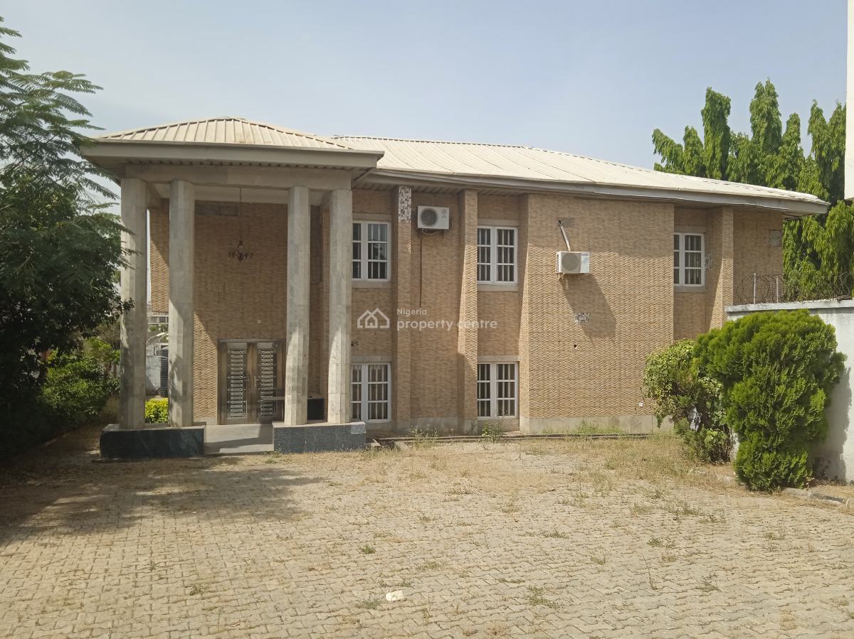 Prime 6-bedroom Duplex with 4 Rooms Bq, Off Thames Street, Maitama District, Abuja, Detached Duplex for Rent