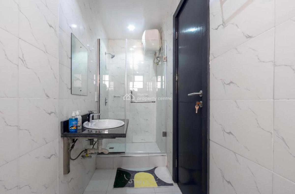 Brand New 2 Bedrooms Apartment, Lekki Phase 1, Lekki, Lagos, Flat / Apartment Short Let