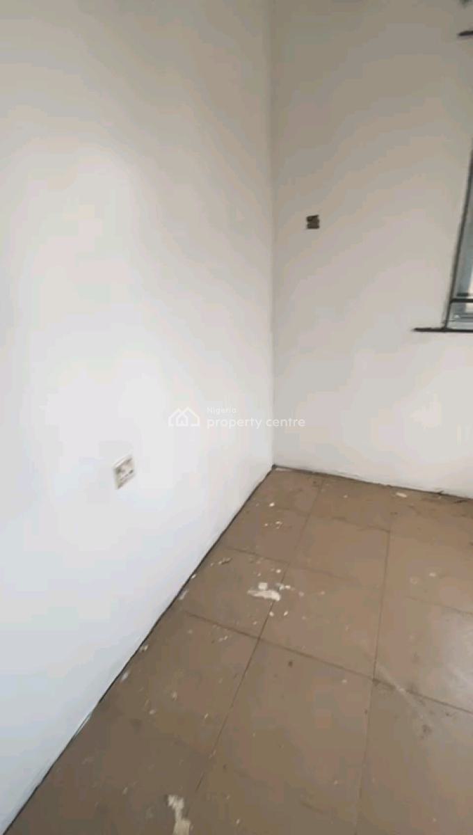 Decent Mini Upflat with 1t1b All Tilled with Kitchen Cabs, Adeniji Street, Ladilak, Shomolu, Lagos, Mini Flat (room and Parlour) for Rent