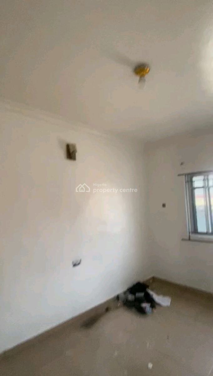 Decent Mini Upflat with 1t1b All Tilled with Kitchen Cabs, Adeniji Street, Ladilak, Shomolu, Lagos, Mini Flat (room and Parlour) for Rent