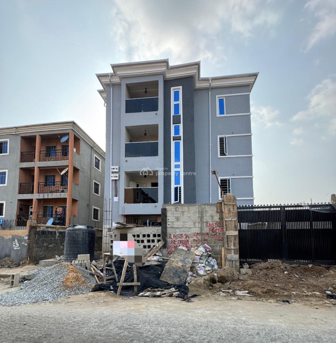 Newly Built 1 Bedroom Apartment in a Serene Location., Surulere, Lagos, Flat / Apartment for Sale