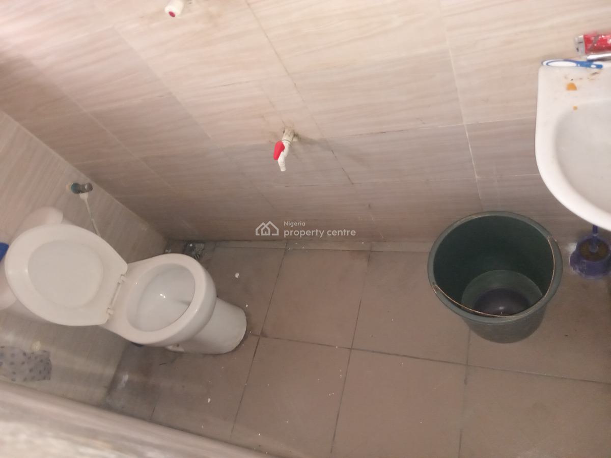 2 Bedroom Flat Downstairs with 2 Toilet, Thera Annex Estate, Sangotedo, Ajah, Lagos, Flat / Apartment for Rent
