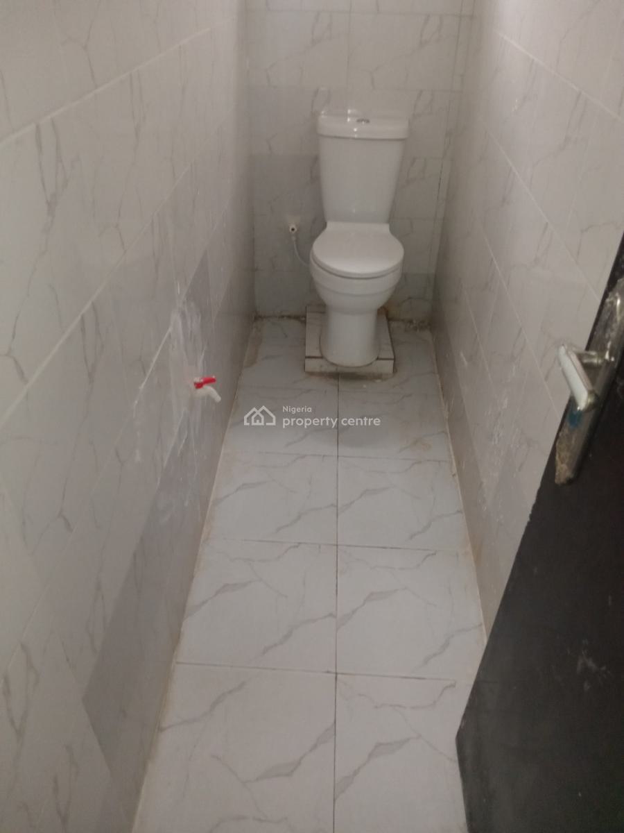 2 Bedroom Flat Downstairs with 2 Toilet, Thera Annex Estate, Sangotedo, Ajah, Lagos, Flat / Apartment for Rent