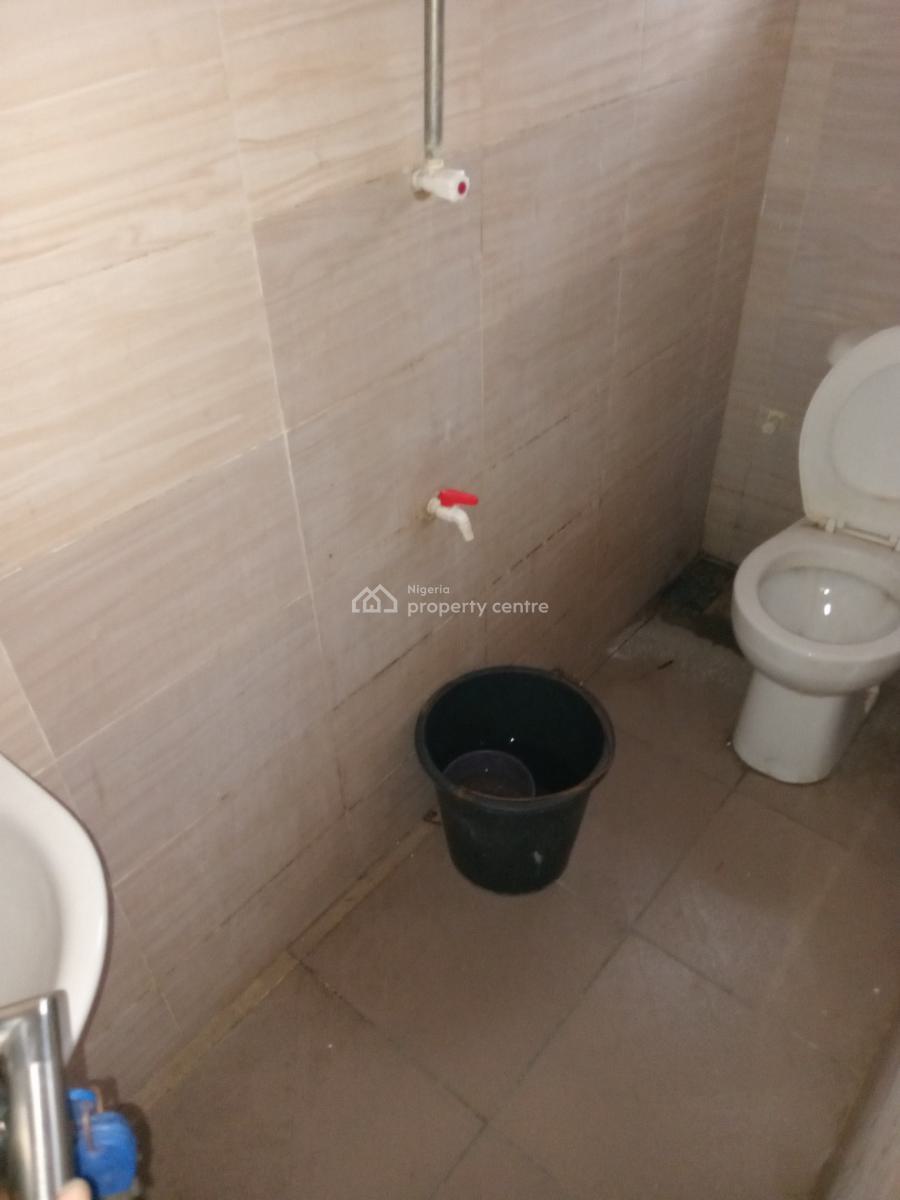 2 Bedroom Flat Downstairs with 2 Toilet, Thera Annex Estate, Sangotedo, Ajah, Lagos, Flat / Apartment for Rent