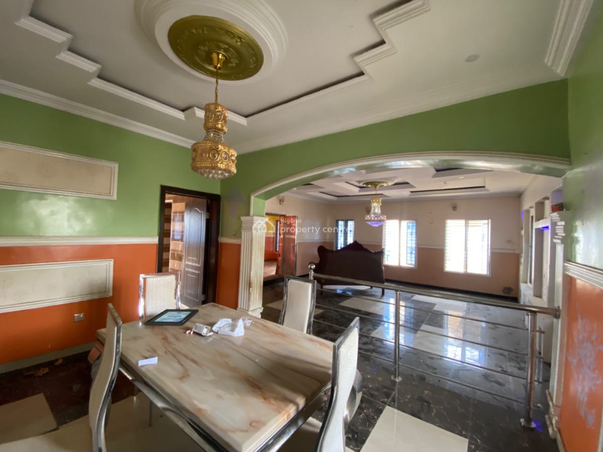 5 Bedroom Bungalow, Igbe Laara, Ikorodu, Lagos, Flat / Apartment for Rent