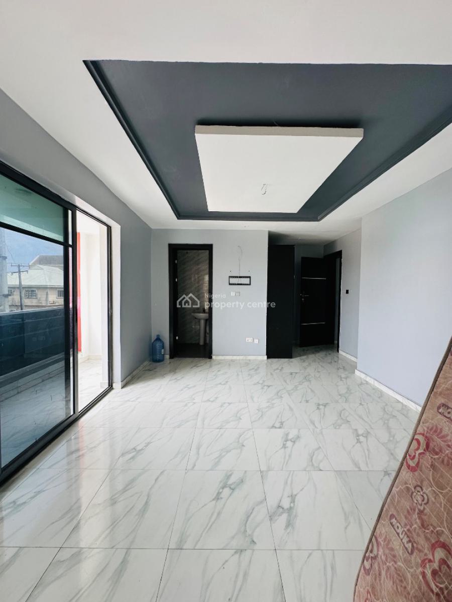 Neatly Built 2 Bedroom Apartment, Ologolo, Lekki, Lagos, Flat / Apartment for Sale