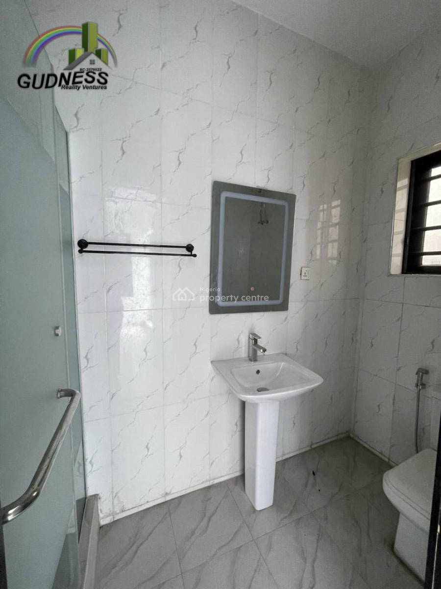 2 Bedroom Apartment, Ologolo, Lekki, Lagos, Flat / Apartment for Rent