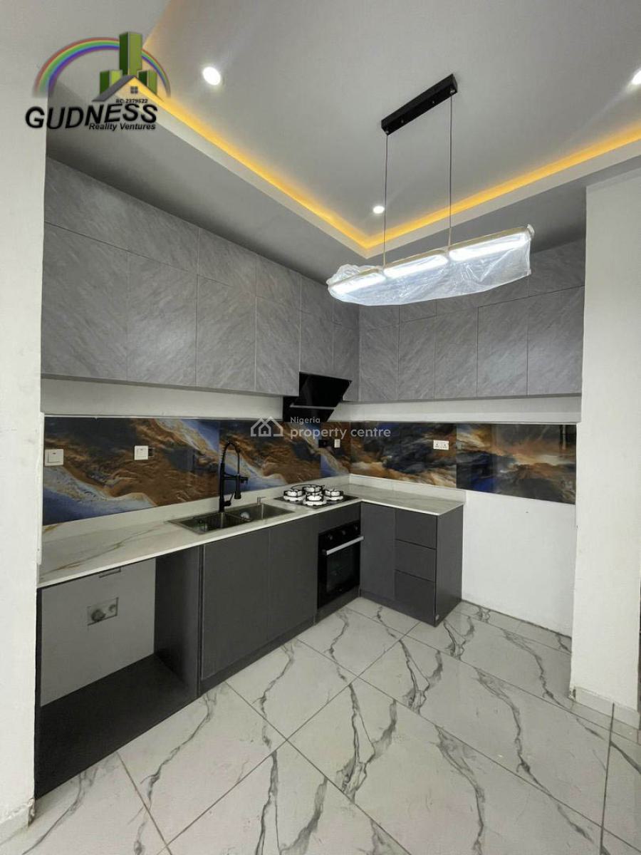 2 Bedroom Apartment, Ologolo, Lekki, Lagos, Flat / Apartment for Rent