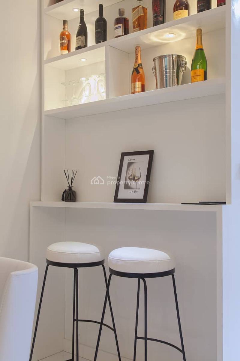 2 Bedroom with Swimming Pool, Victoria Island (vi), Lagos, Flat / Apartment Short Let