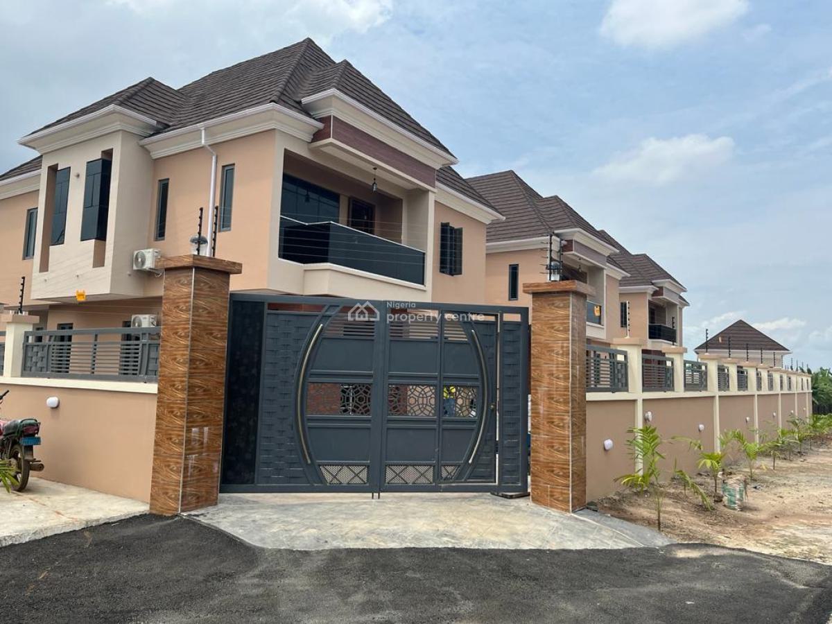 4 Bedroom Duplex with 1 Bq, G.r.a Quarters, Sagamu, Ogun, G.r.a Quarters, Sagamu, Ogun, Detached Duplex for Rent