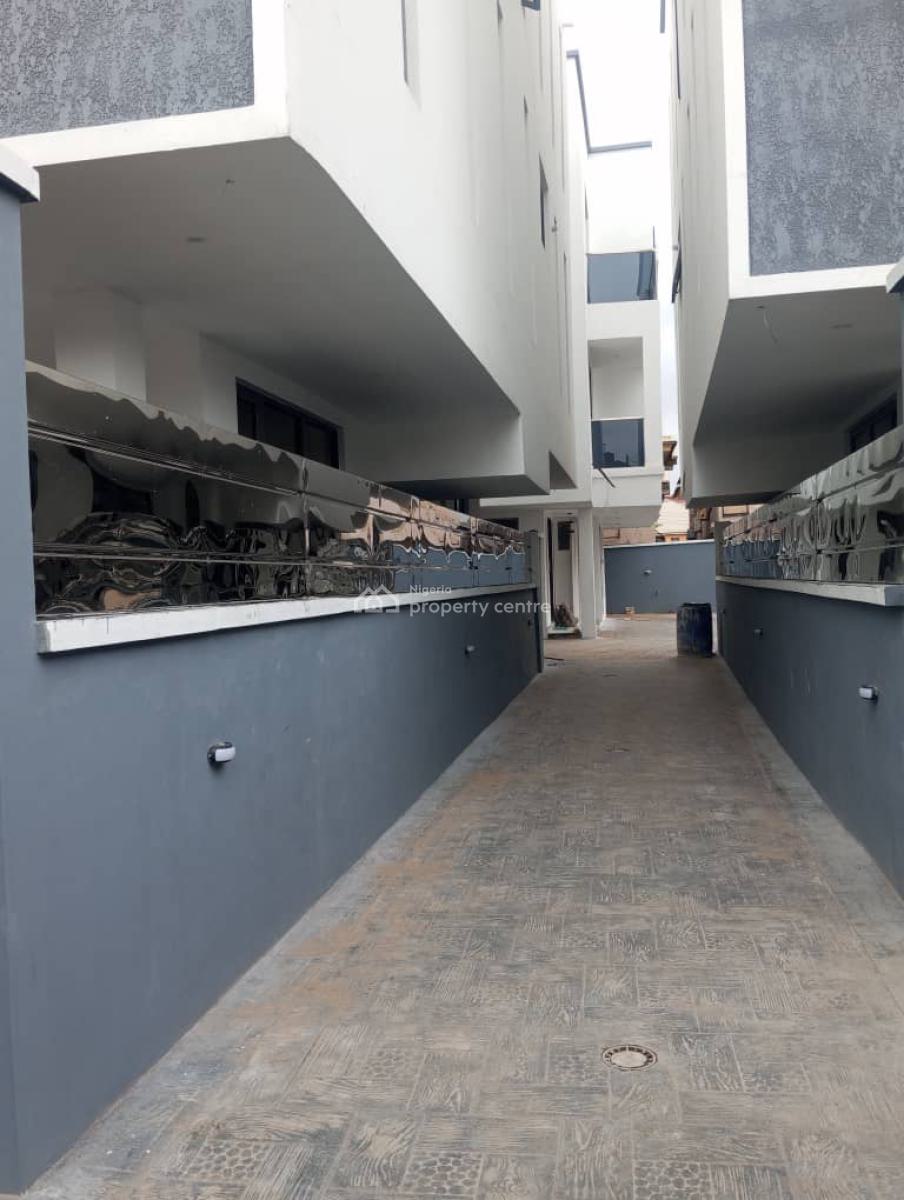 3 Units of 5 Bedrooms Detached Houses with Bq, Omole Phase 1, Ikeja, Lagos, Detached Duplex for Sale